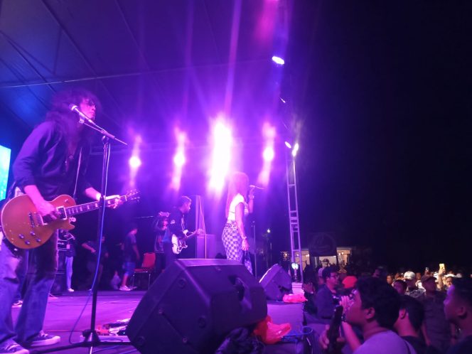 
 Karimun Band Fest Sukses, Grup Band Bubblegum Raih Juara Pertama