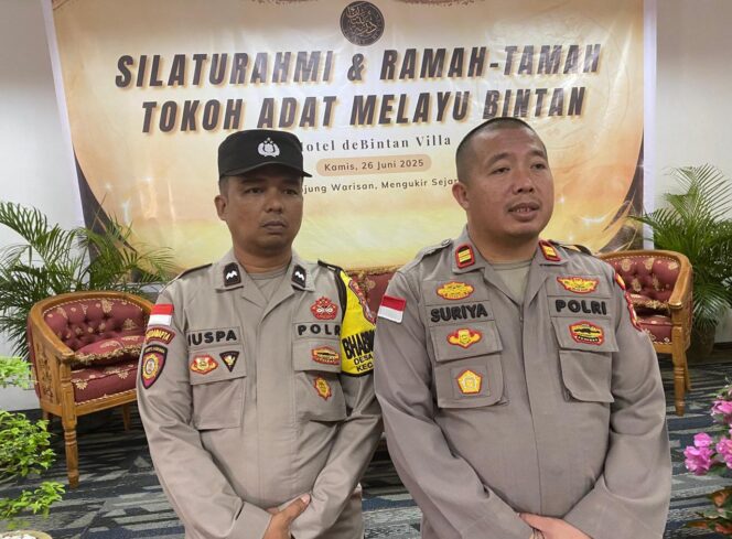 
 Wakili Kapolres, IPTU Syamsuriya, Ajak Jaga Kondusivitas Wilayah dan Hindari Penyebaran Berita Hoaks