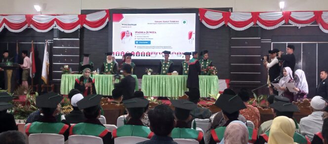 
 ‎Hadiri Wisuda Sarjana  STIT Mumtaz, Bupati  Iskandarsyah  Bangga Ada Perguruan Tinggi Islam di Karimun