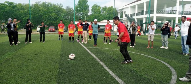 
 Bupati Iskandarsyah Buka Turnamen Mini Soccer Sahabat  SOB  Cup IV