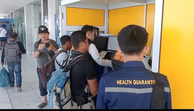 
 ‎Permudah Arus Masuk Penumpang dari Luar Negeri, Imigrasi Karimun Berlakukan Program All Indonesia