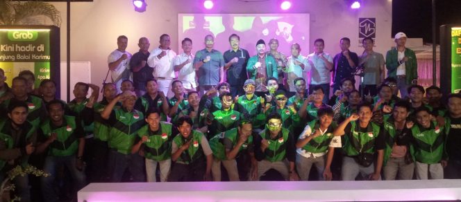 
 ‎Grab Karimun Siap Layani  Masyarakat, Cepat, Aman dan Nyaman, Yok Gunakan Grab  ‎ ‎