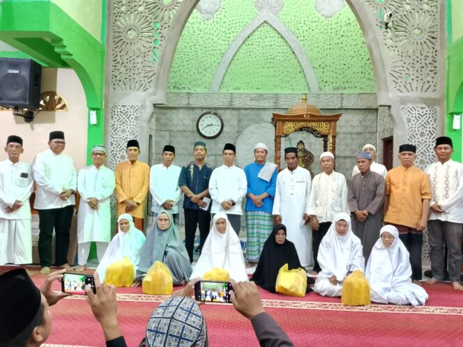 
 ‎Malam ke 11 Ramadhan, Bupati Iskandarsyah Safari di Masjid Al Umara ‎