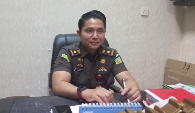
 ‎Diduga Melakukan Penyerobotan Tanah Orang Lain, Dua Warga Paya Rengas Karimun Ditahan ‎
