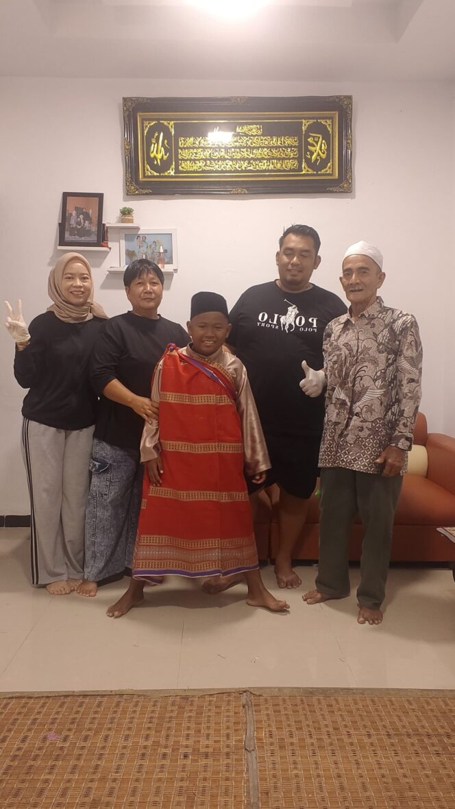 
 ‎Manfaatkan  Libur Panjang  Sekolah, Wartawati Karimun Gelar Sunat Massal Gratis  ‎