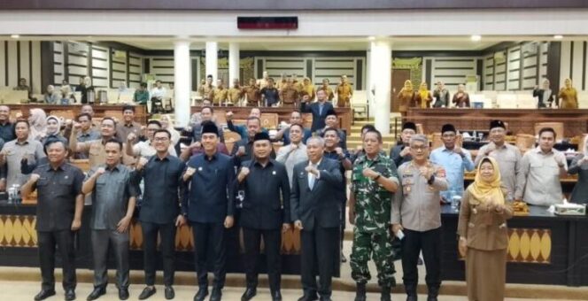 
 ‎DPRD  Kabupaten OKI Gelar Rapat Paripurna  ‎